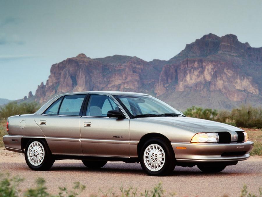  Oldsmobile Achieva 1992 года  (фото 2 из 4)